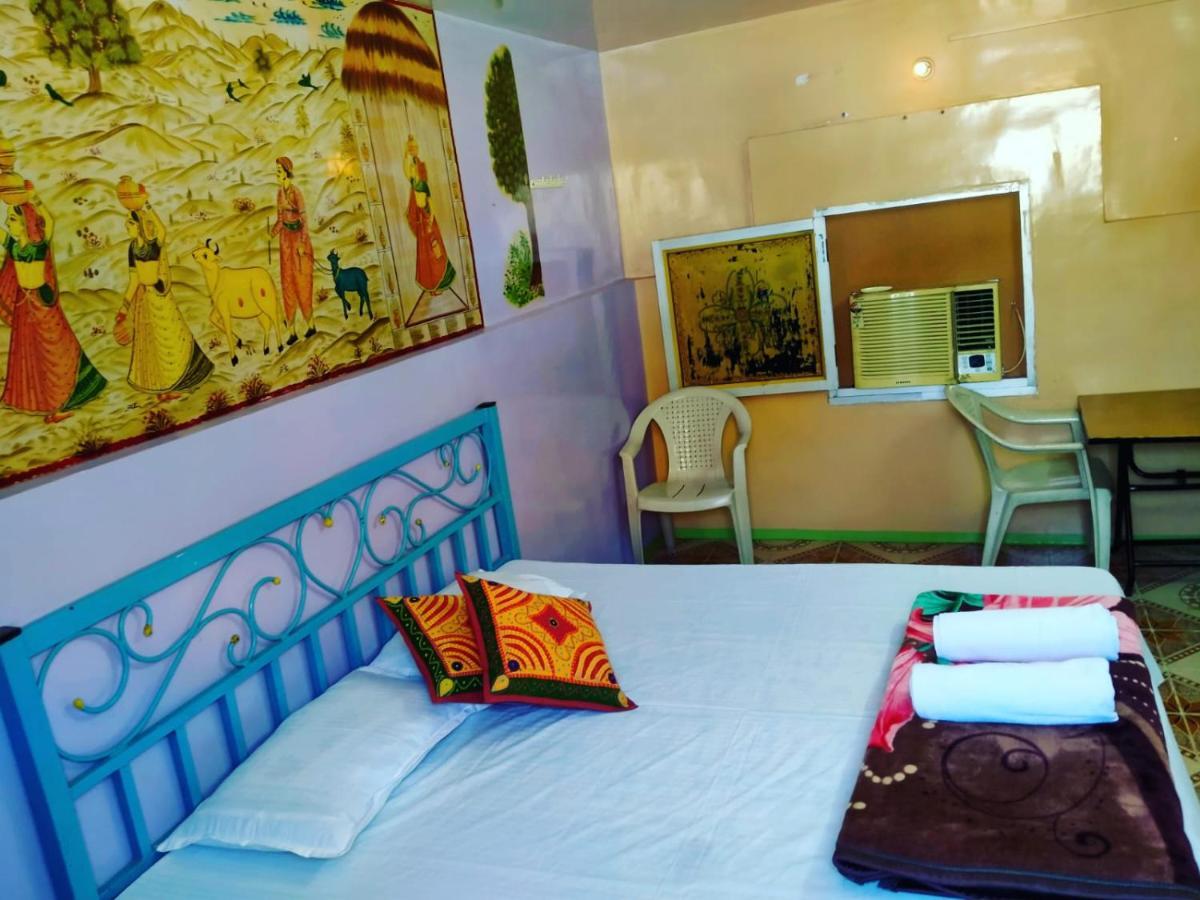 Golden Dreams Guest House Jodhpur  Buitenkant foto