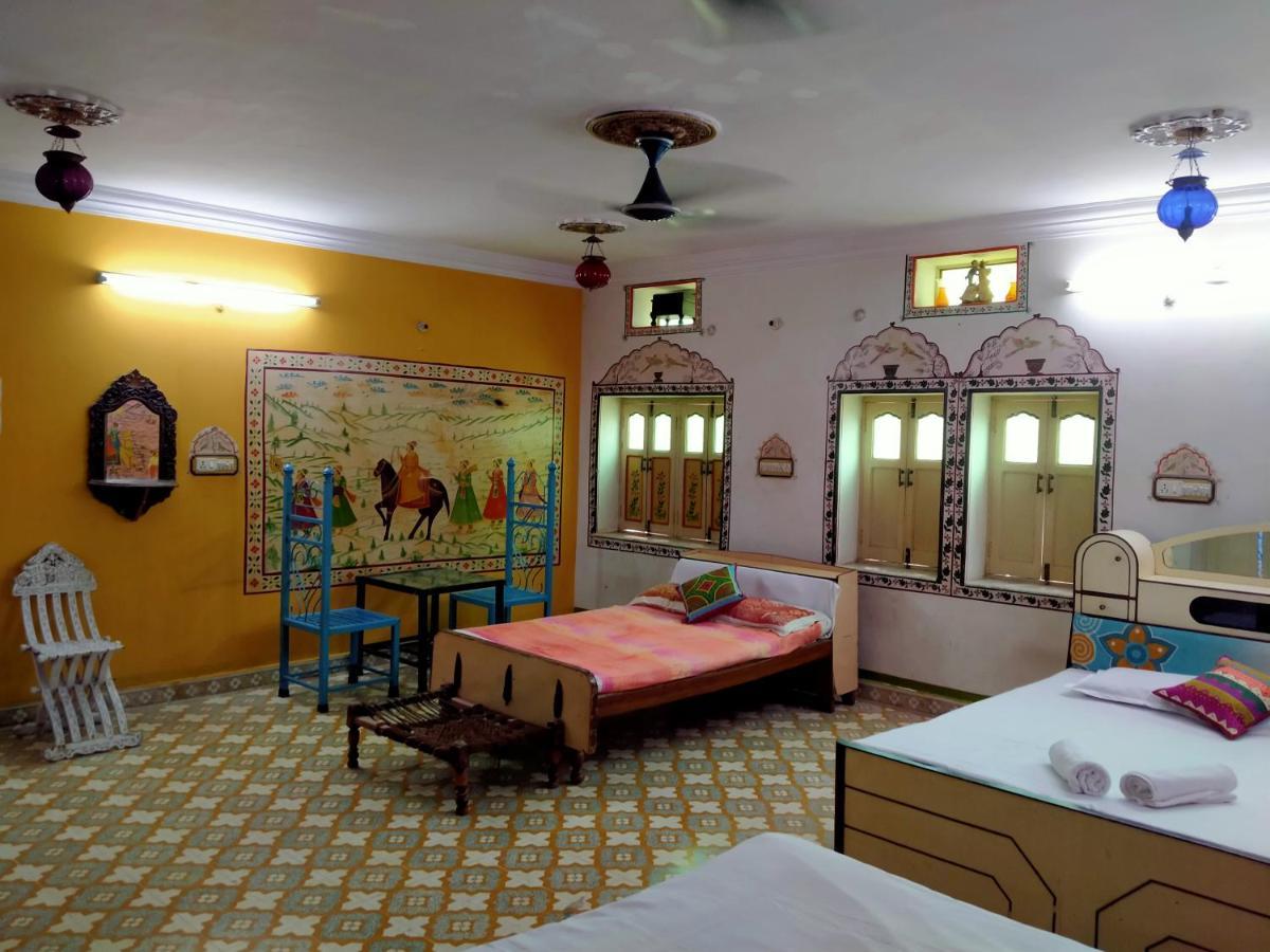 Golden Dreams Guest House Jodhpur  Buitenkant foto